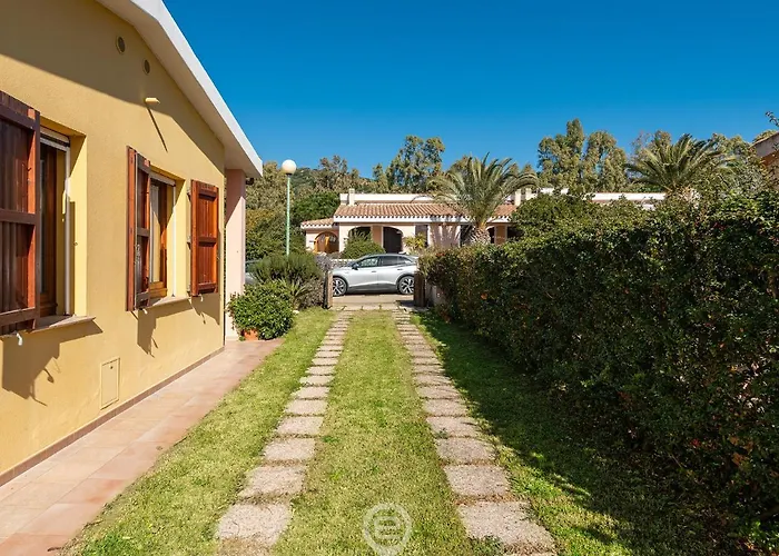 Villa Maria Luisa *